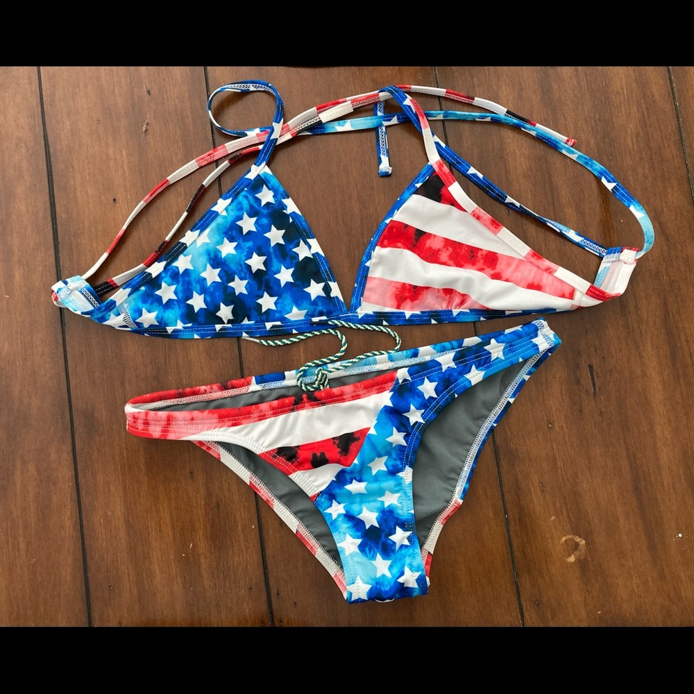 Jolyn Americana Set
